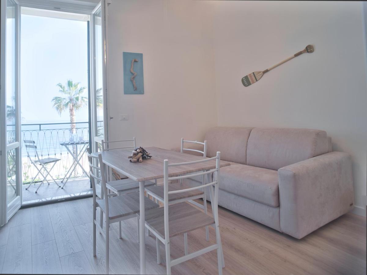Medusa Apartment - Lungomare Finale Ligure Zewnętrze zdjęcie